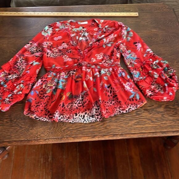 LULA SOUL RED FLORAL BLOUSE - Picture 6 of 11